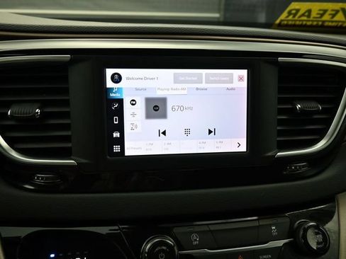 Used 2023 Chrysler Voyager LX FWD image 21