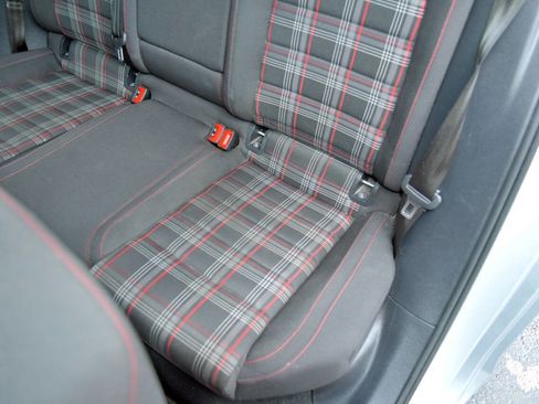 Used 2017 Volkswagen GTI S image 14