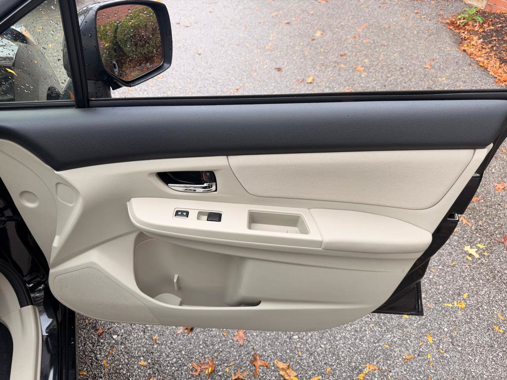 Used 2014 Subaru Impreza 2.0i Premium w/ All-Weather Package w/CVT AWD/4WD image 16
