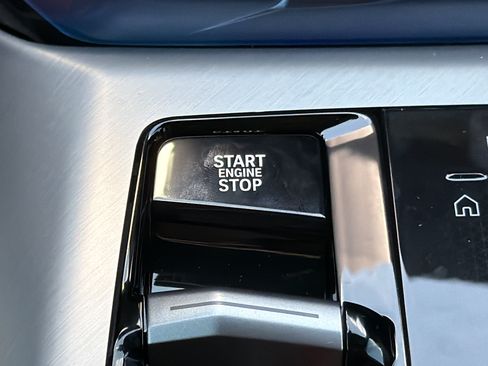 New 2026 BMW X3 xDrive30i AWD/4WD image 9