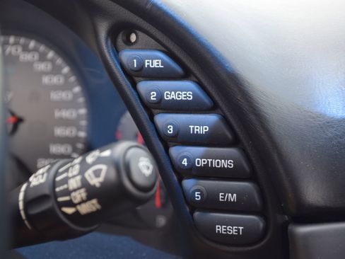 Used 2000 Chevrolet Corvette Convertible w/ Memory Pkg RWD image 8