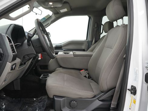 Used 2018 Ford F150 XLT AWD/4WD image 23