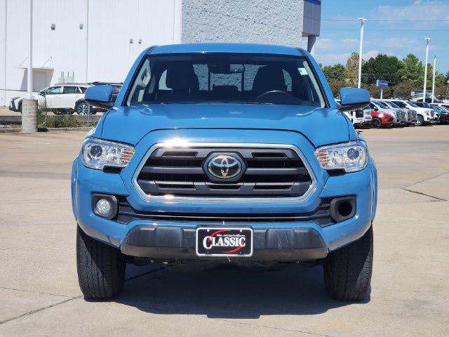 Used 2019 Toyota Tacoma SR5 RWD image 2