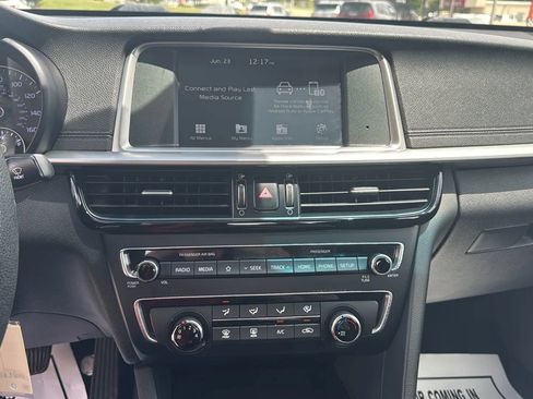 Used 2020 Kia Optima LX FWD image 17