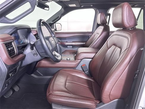Used 2024 Ford Expedition Limited image 20