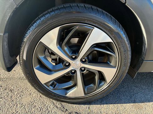 Used 2018 Hyundai Tucson Value w/ Cargo Package image 37