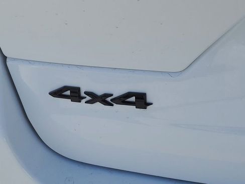 New 2025 Jeep Grand Cherokee Limited image 9