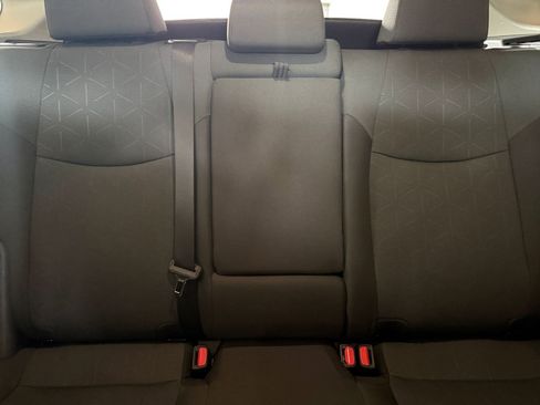 Used 2025 Toyota RAV4 XLE image 32