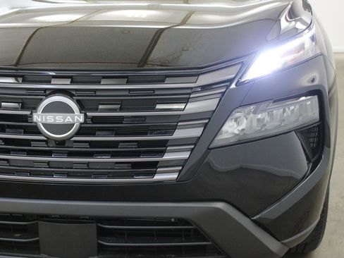 New 2026 Nissan Rogue SV image 8