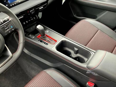 New 2026 Nissan Kicks SR image 6