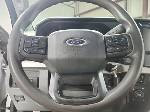 Used 2024 Ford F250 XL w/ FX4 Off-Road Package AWD/4WD image 41