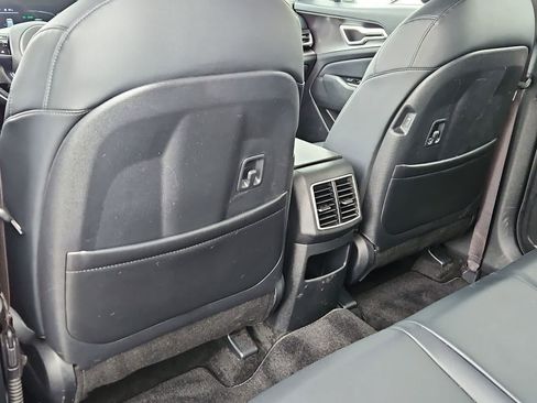 Used 2023 Kia Sportage EX AWD/4WD image 18