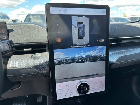 Used 2024 Ford Mustang Mach-E GT image 28