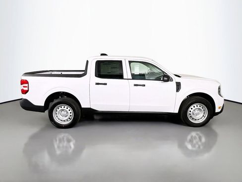 New 2025 Ford Maverick XL w/ Equipment Group 102A image 18
