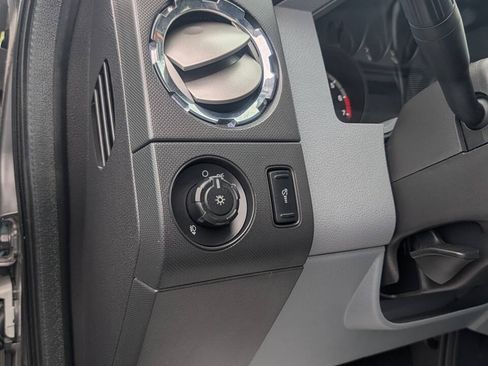 Used 2012 Ford F250 XLT AWD/4WD image 19