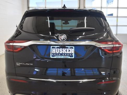Used 2020 Buick Enclave Avenir w/ Avenir Technology Package AWD/4WD image 11