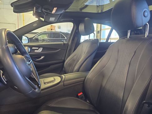 Used 2022 Mercedes-Benz E 350 Sedan image 17