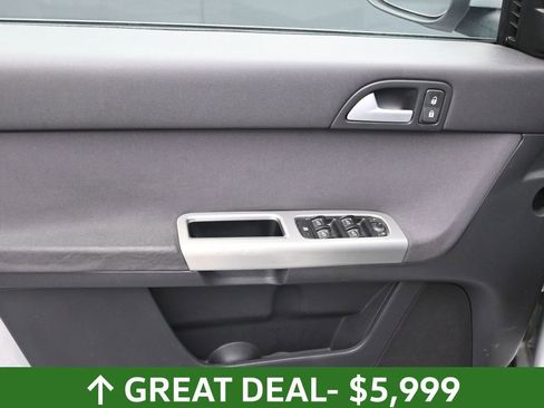 Used 2008 Volvo V50 2.4i image 16