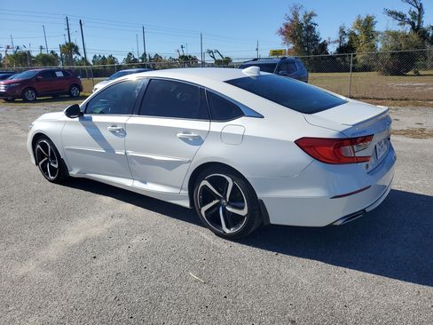 Used 2019 Honda Accord Sport image 6
