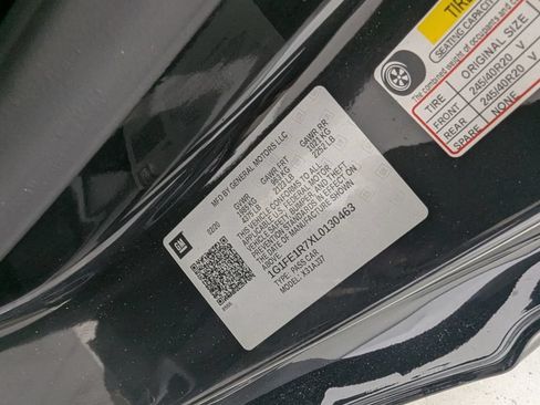 Used 2020 Chevrolet Camaro LT RWD image 27