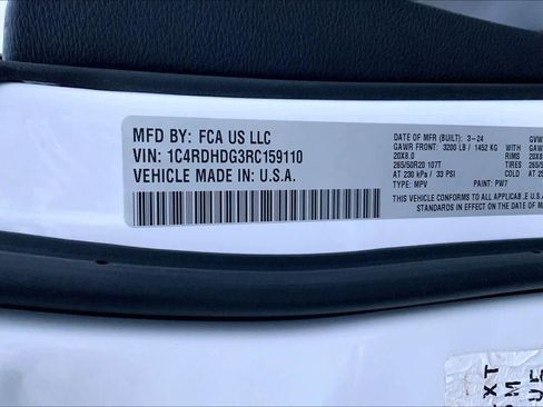 Used 2024 Dodge Durango GT image 30