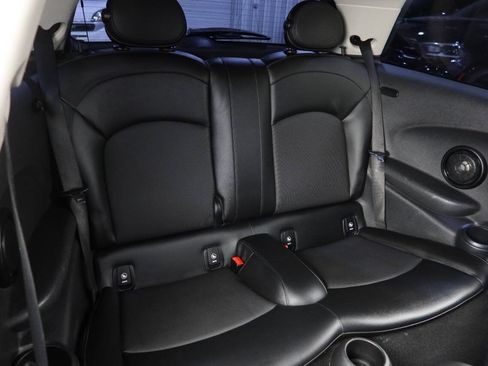 Used 2017 MINI Cooper S w/ Premium Package FWD image 16