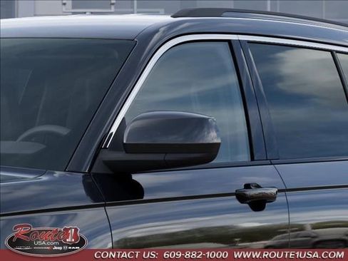 New 2026 Jeep Grand Cherokee L Laredo AWD/4WD image 13
