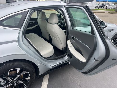 Used 2025 Hyundai Sonata SEL image 36