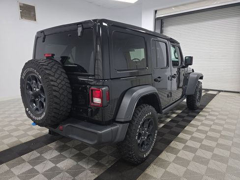 Used 2023 Jeep Wrangler Unlimited w/ Sun & Screen Package AWD/4WD image 4