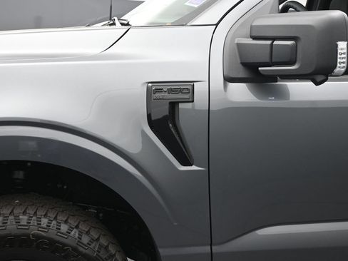 New 2026 Ford F150 XLT w/ Equipment Group 302A MID AWD/4WD image 20
