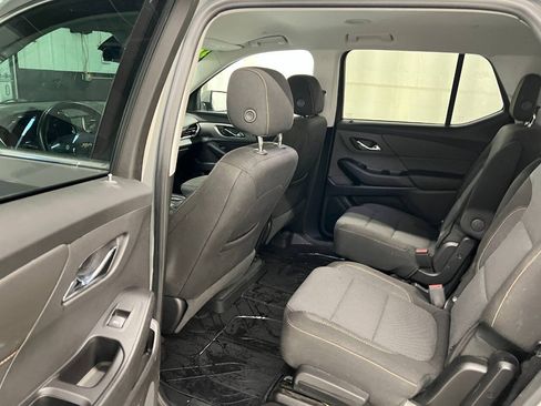 Used 2018 Chevrolet Traverse LT AWD/4WD image 9