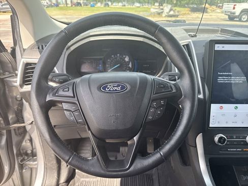 Used 2022 Ford Edge SEL w/ Convenience Package AWD/4WD image 14