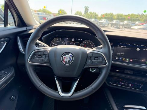 Used 2023 Buick Envision Essence FWD image 12