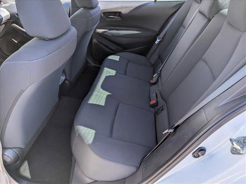 Used 2023 Toyota Corolla LE image 18