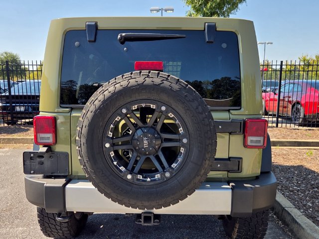 Used 2013 Jeep Wrangler Unlimited Sahara w/ Connectivity Group AWD/4WD image 2