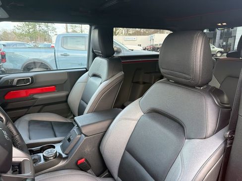 Used 2023 Ford Bronco Big Bend image 10
