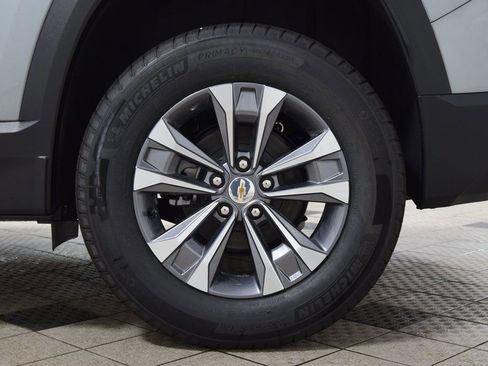 New 2026 Chevrolet Equinox LT image 24