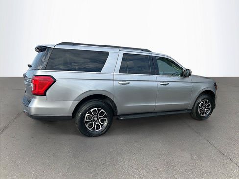 Used 2024 Ford Expedition Max XLT AWD/4WD image 4