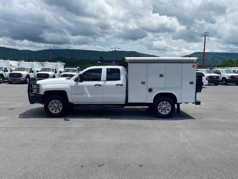 Used 2017 Chevrolet Silverado 3500 W/T w/ WT Fleet Convenience Package AWD/4WD image 5
