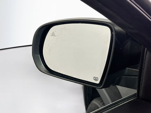 Used 2021 Jeep Cherokee Latitude Plus AWD/4WD image 16