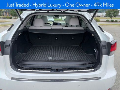Used 2022 Lexus RX 450h AWD w/ Luxury Package image 13