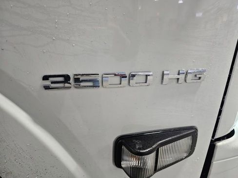 New 2025 Chevrolet Low Cab Forward Base image 9