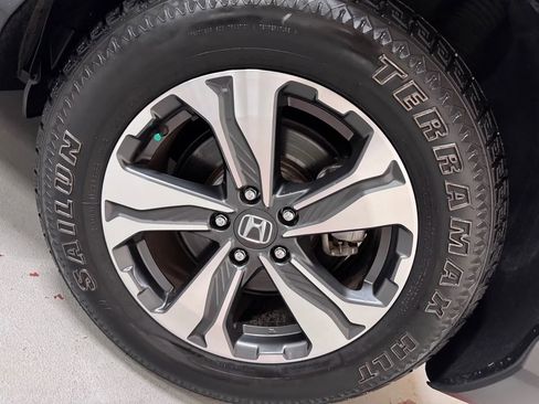 Used 2018 Honda CR-V LX image 9