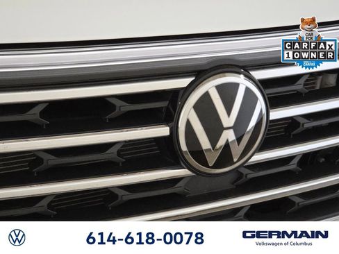 Used 2025 Volkswagen Atlas SE AWD/4WD image 14