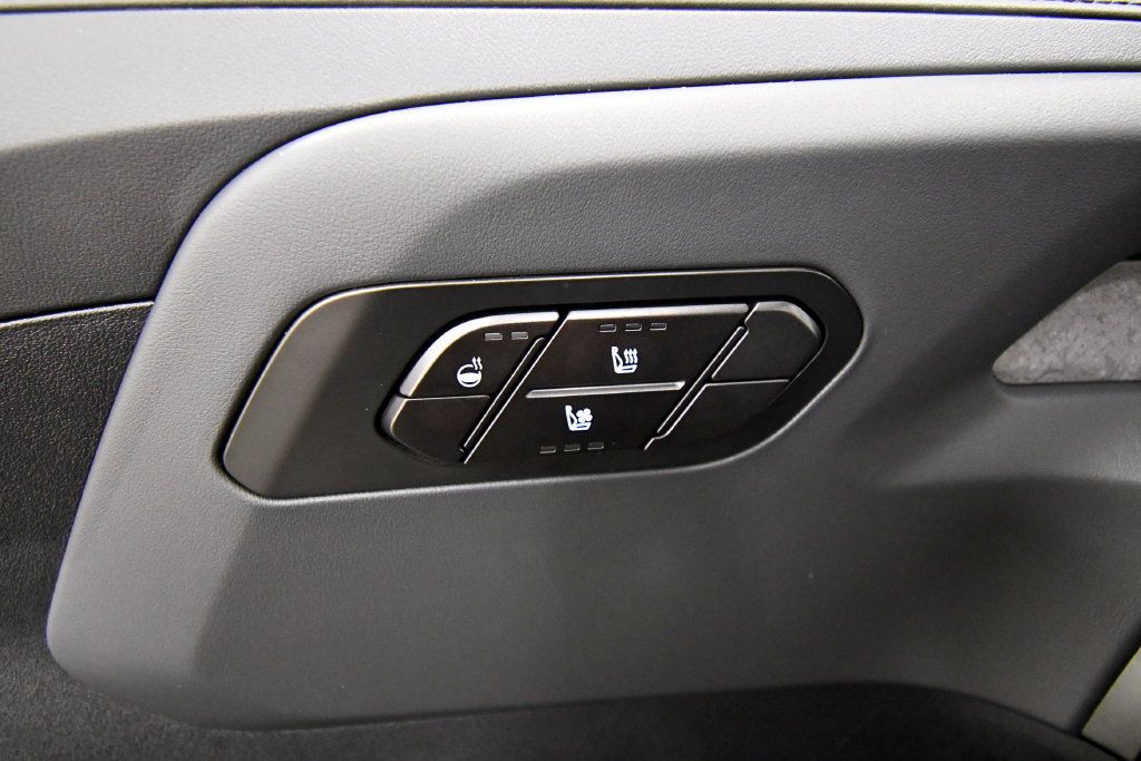 Used 2027 Kia Telluride EX X-Line w/ Towing Package AWD/4WD image 14