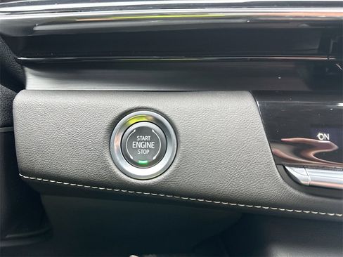 Used 2024 Cadillac Escalade Sport w/ LPO, ONYX Package image 22