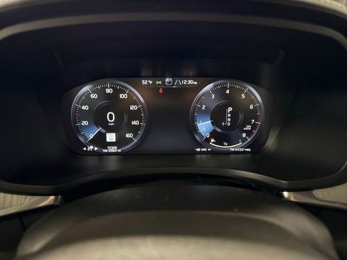 Used 2020 Volvo S60 T6 Inscription image 10