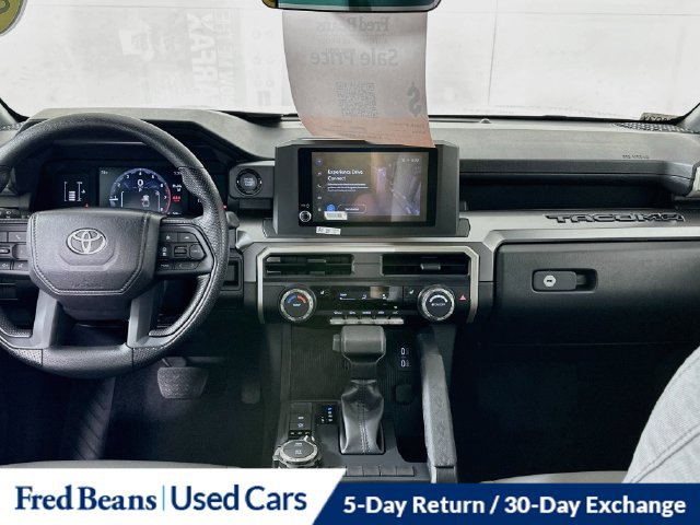 Used 2025 Toyota Tacoma SR5 AWD/4WD image 32