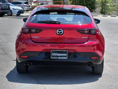 Used 2021 MAZDA MAZDA3 s FWD image 4