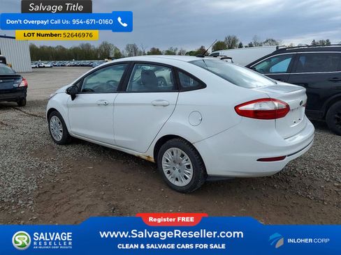 Used 2014 Ford Fiesta S FWD image 3
